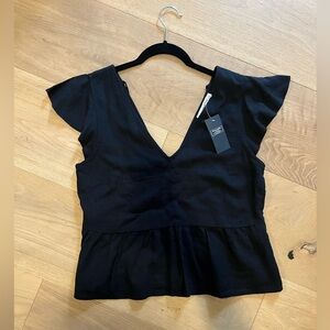 Flutter sleeve peplum top